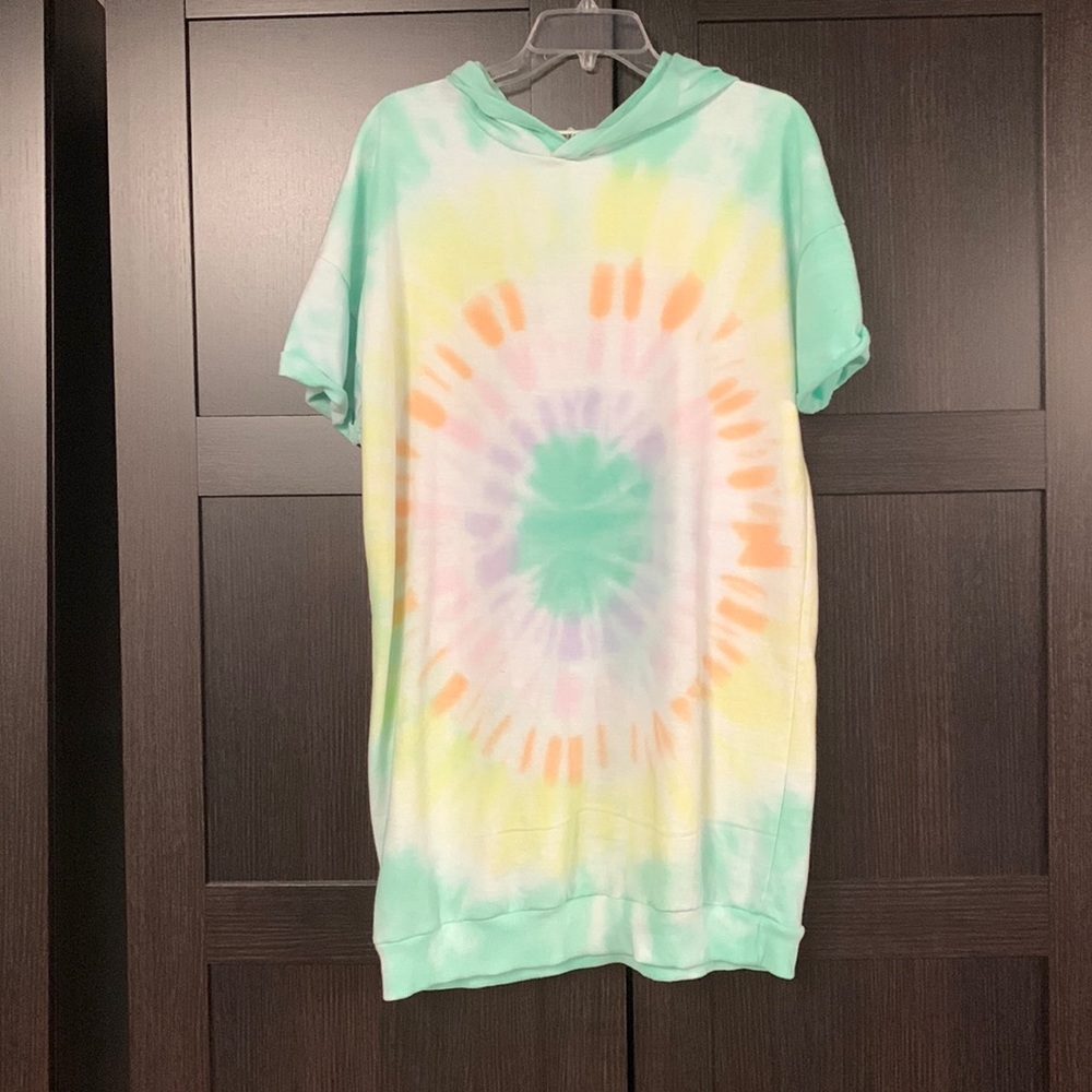 Tye Dye Cover Up L